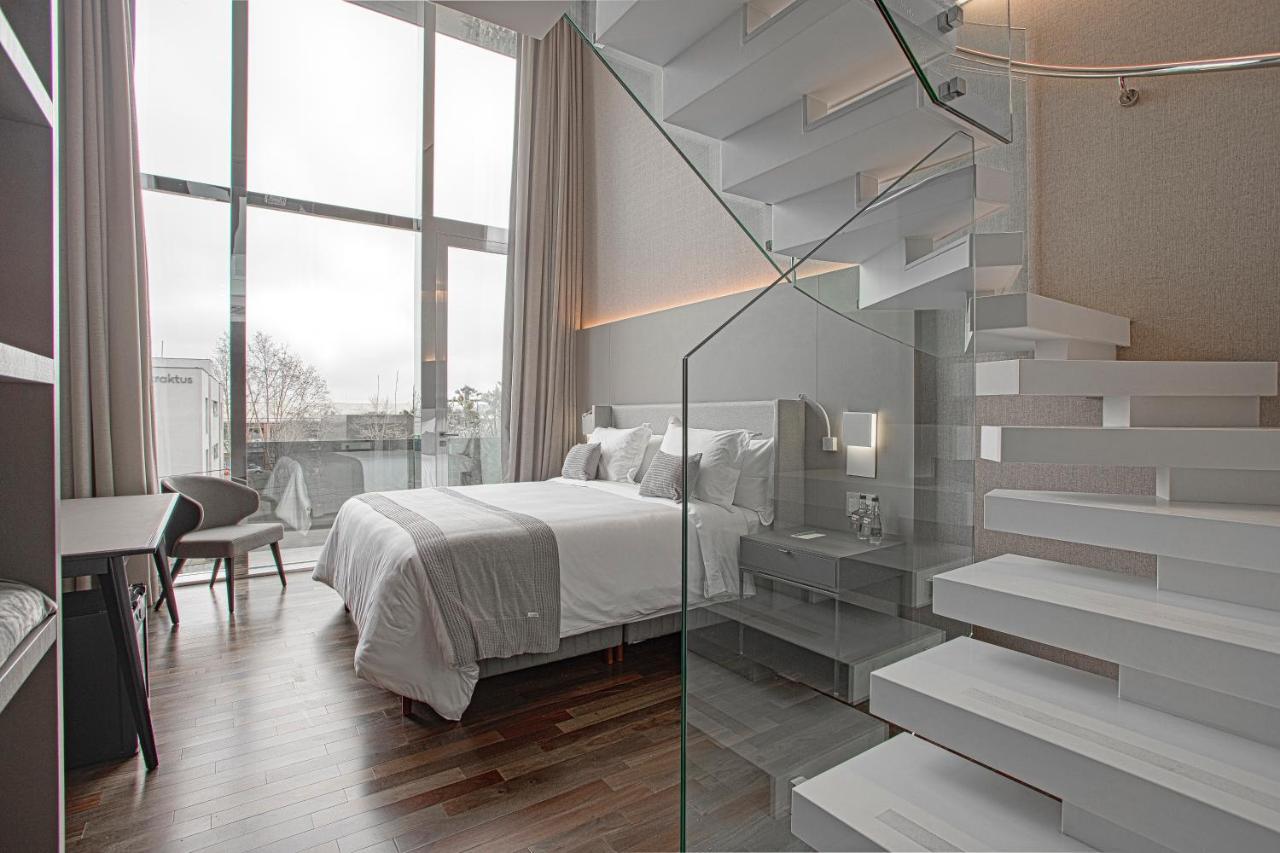 Suryaa Hotel Pinhais, Curio Collection By Hilton Esterno foto
