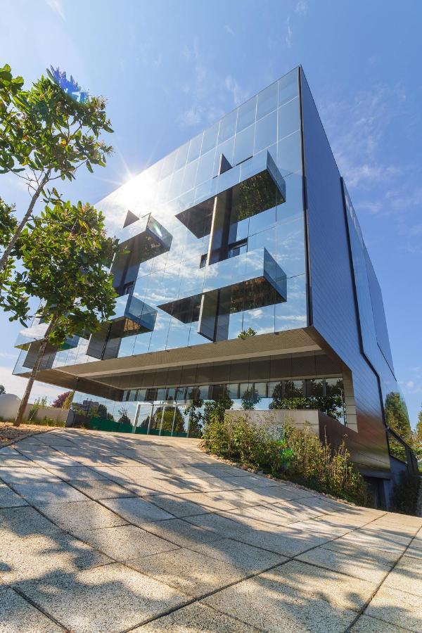 Suryaa Hotel Pinhais, Curio Collection By Hilton Esterno foto