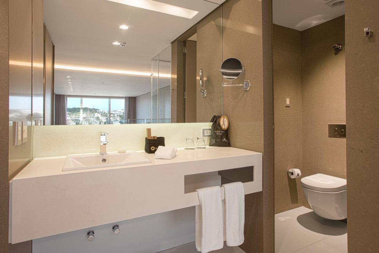 Suryaa Hotel Pinhais, Curio Collection By Hilton Esterno foto