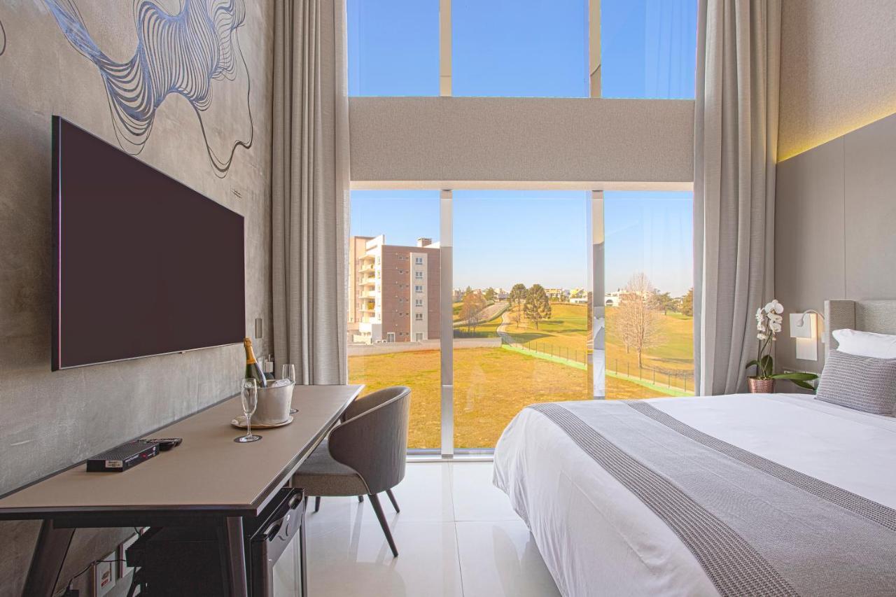 Suryaa Hotel Pinhais, Curio Collection By Hilton Esterno foto