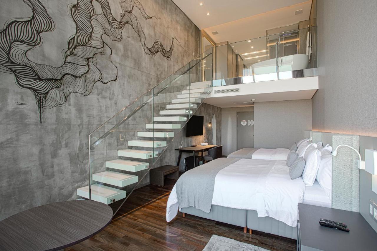 Suryaa Hotel Pinhais, Curio Collection By Hilton Esterno foto