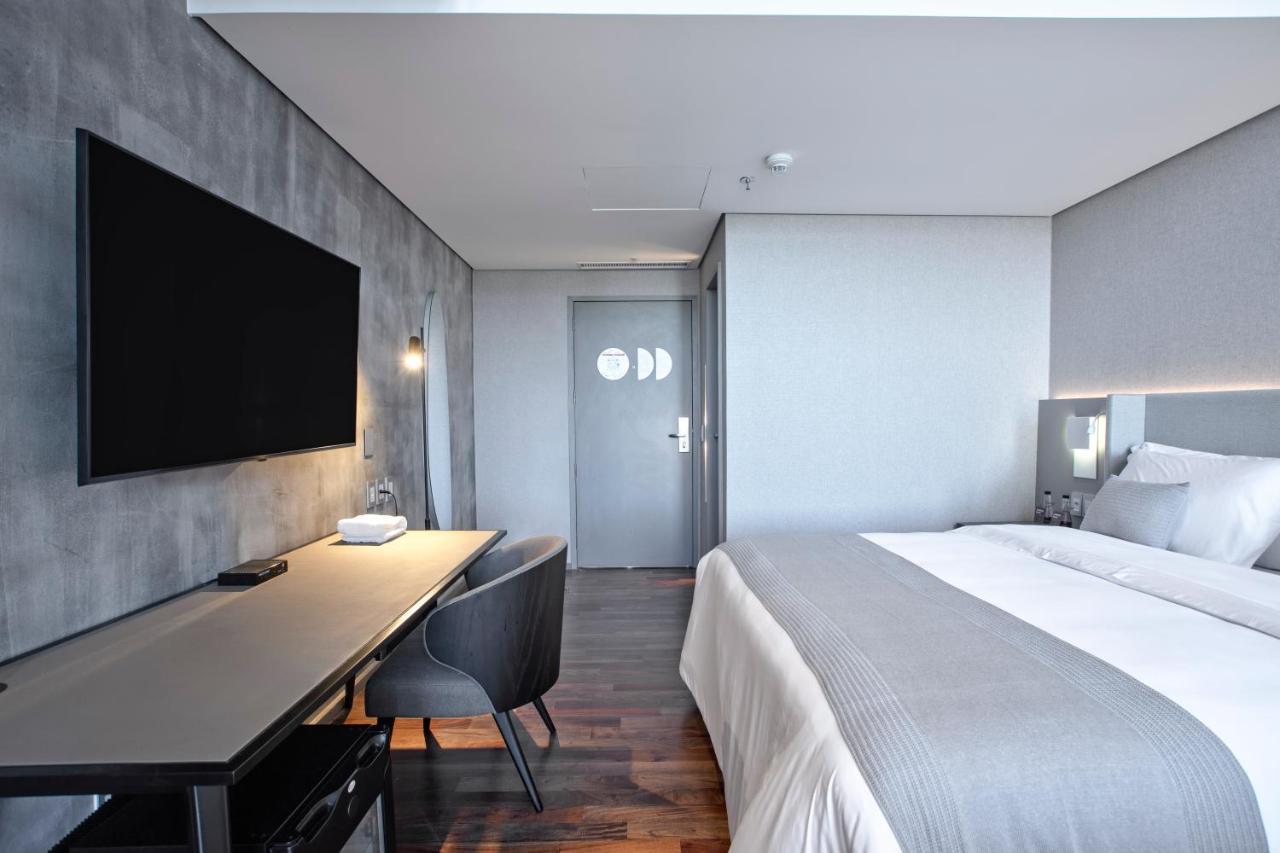 Suryaa Hotel Pinhais, Curio Collection By Hilton Esterno foto