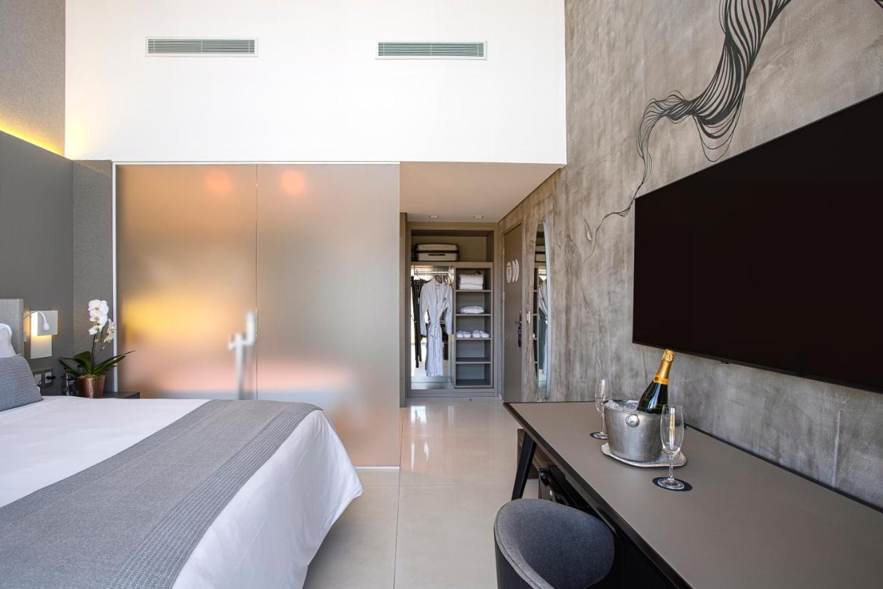 Suryaa Hotel Pinhais, Curio Collection By Hilton Esterno foto