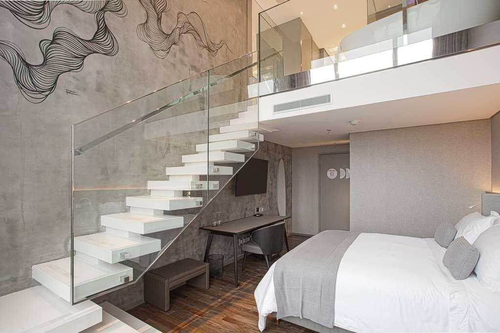 Suryaa Hotel Pinhais, Curio Collection By Hilton Camera foto