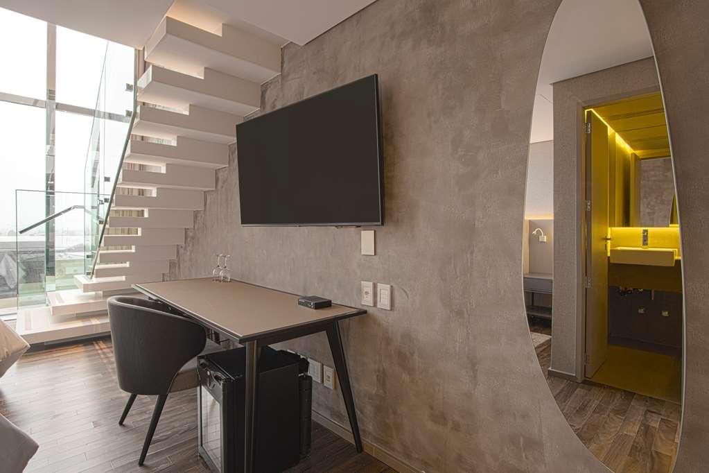 Suryaa Hotel Pinhais, Curio Collection By Hilton Camera foto