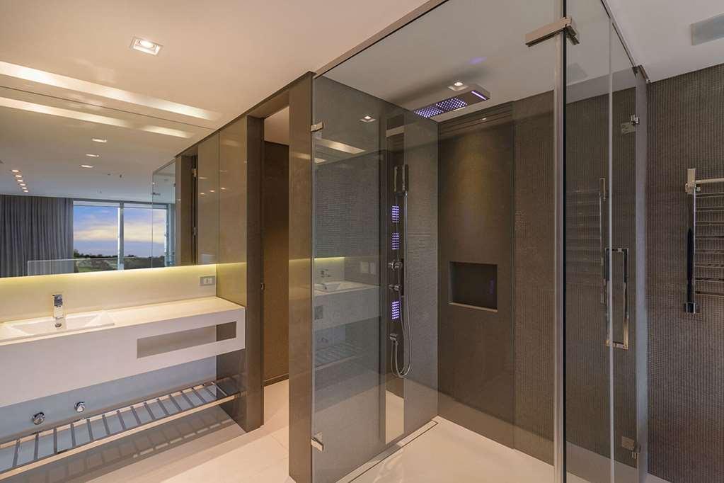 Suryaa Hotel Pinhais, Curio Collection By Hilton Esterno foto